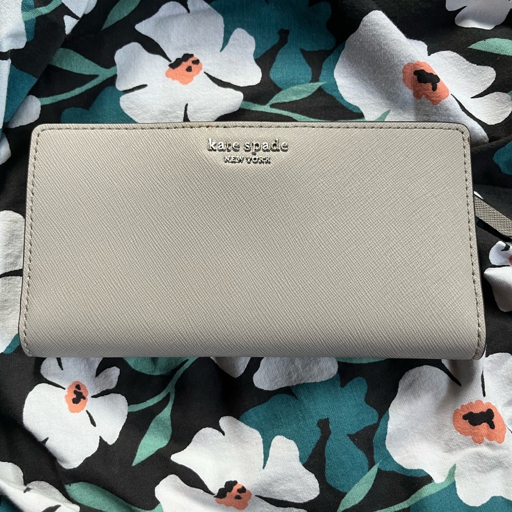 Kate Spade slim wallet